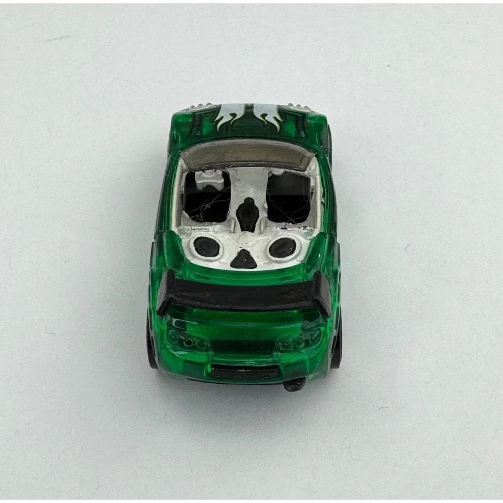 Hot Wheels Trak-Tune 2003 Translucent Green‎ White Flames 143 Diecast Tuner Car